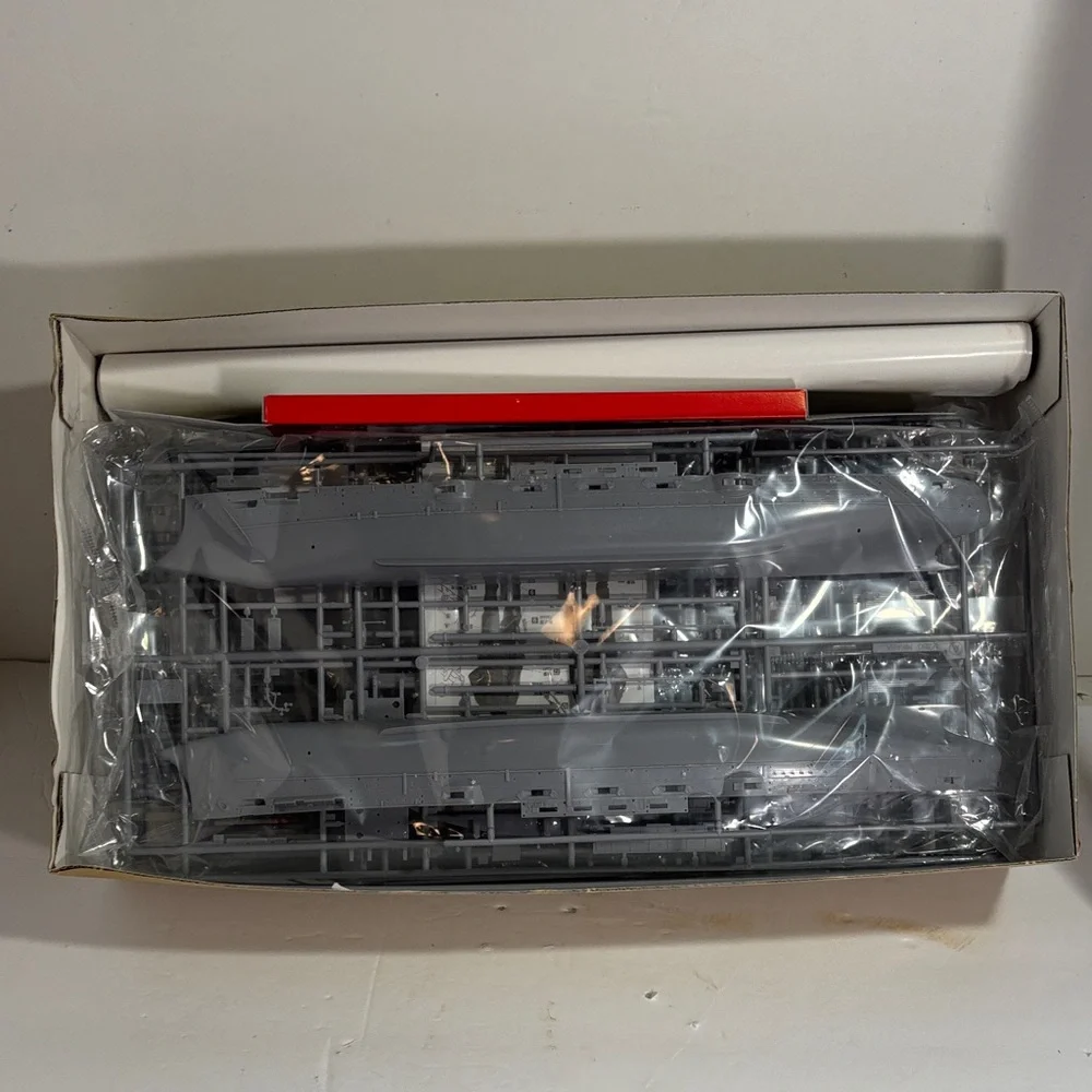 Hasegawa 1/350 Mikasa Battleship Model Kit - Picture 8 of 8